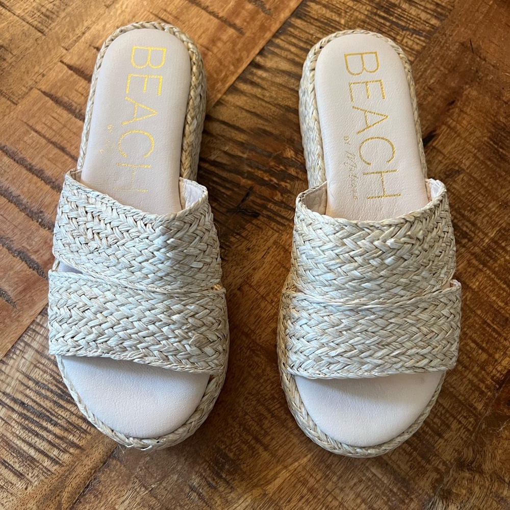 Matisse Braided Platform Sandals size 7.